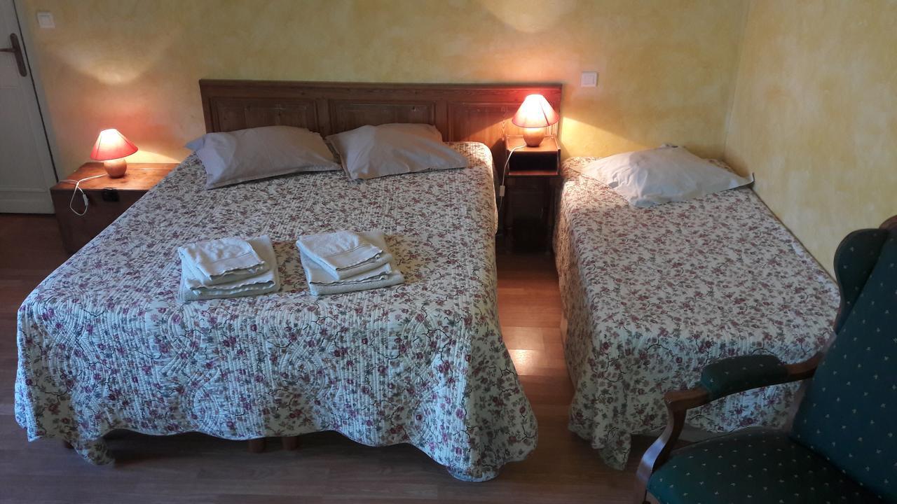Golf De Teynac Bed & Breakfast Beychac-et-Caillau Exterior foto