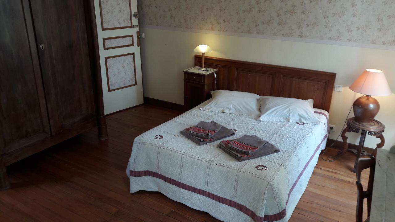Golf De Teynac Bed & Breakfast Beychac-et-Caillau Exterior foto