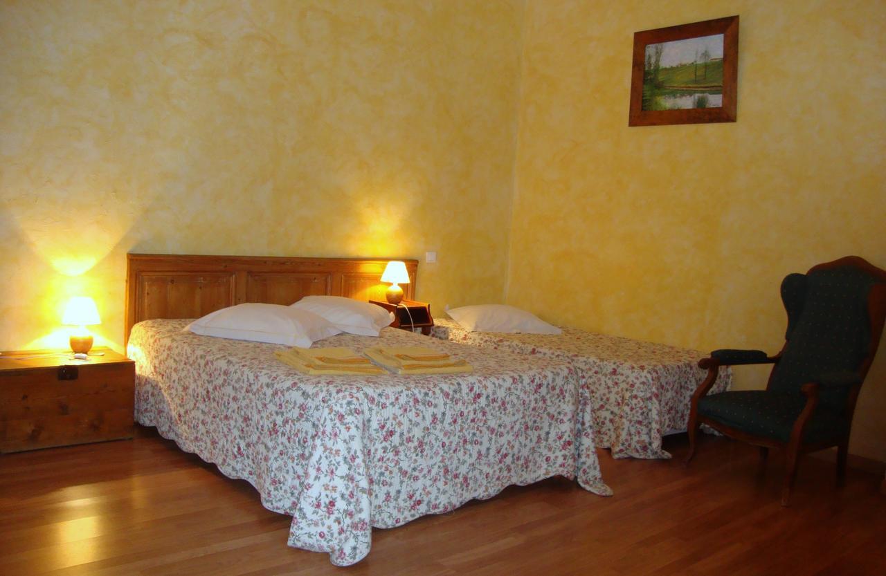 Golf De Teynac Bed & Breakfast Beychac-et-Caillau Exterior foto